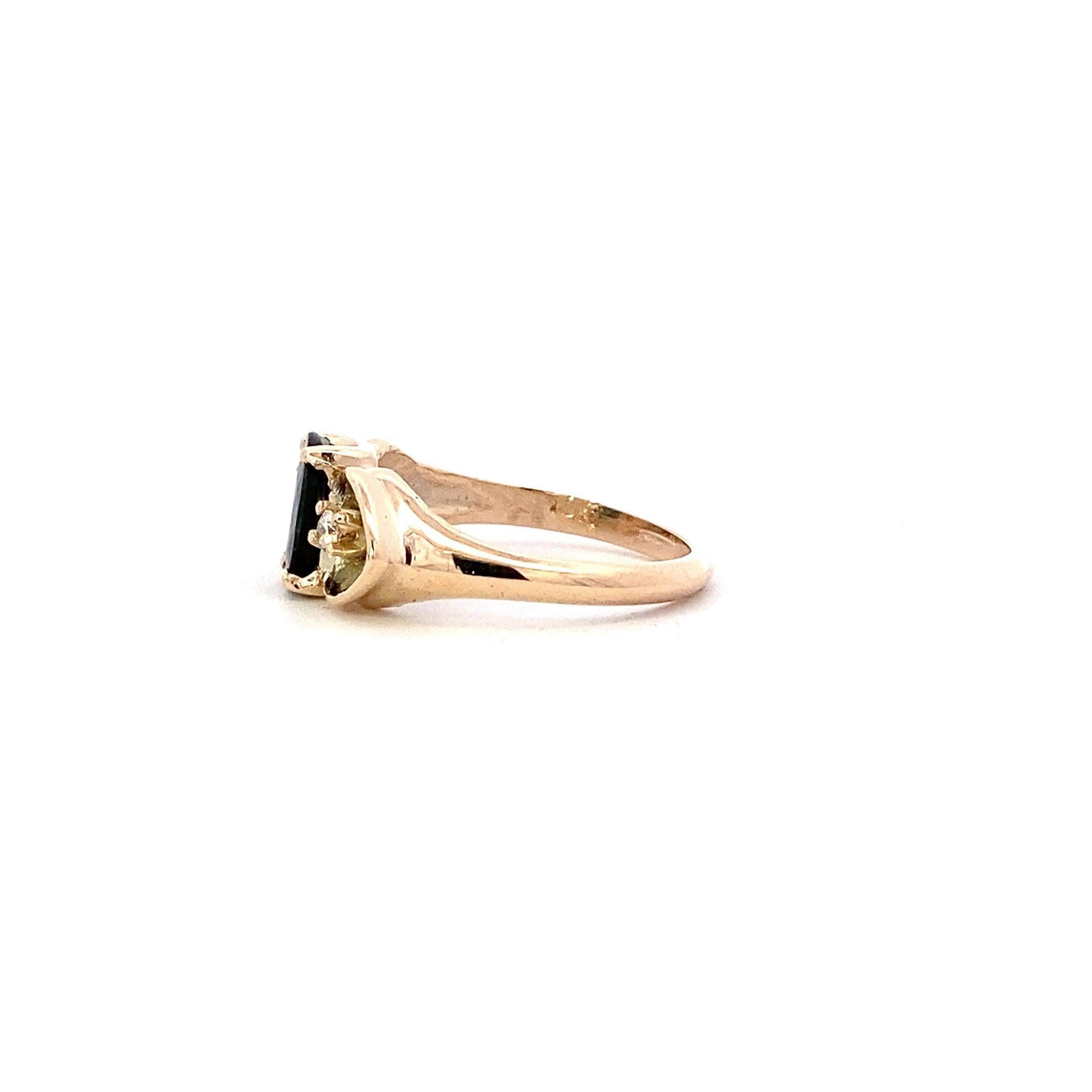 Anillo de Diamantes para Mujer en Oro Amarillo de 10K Zafiro - 0.06ct - ipawnishop.com